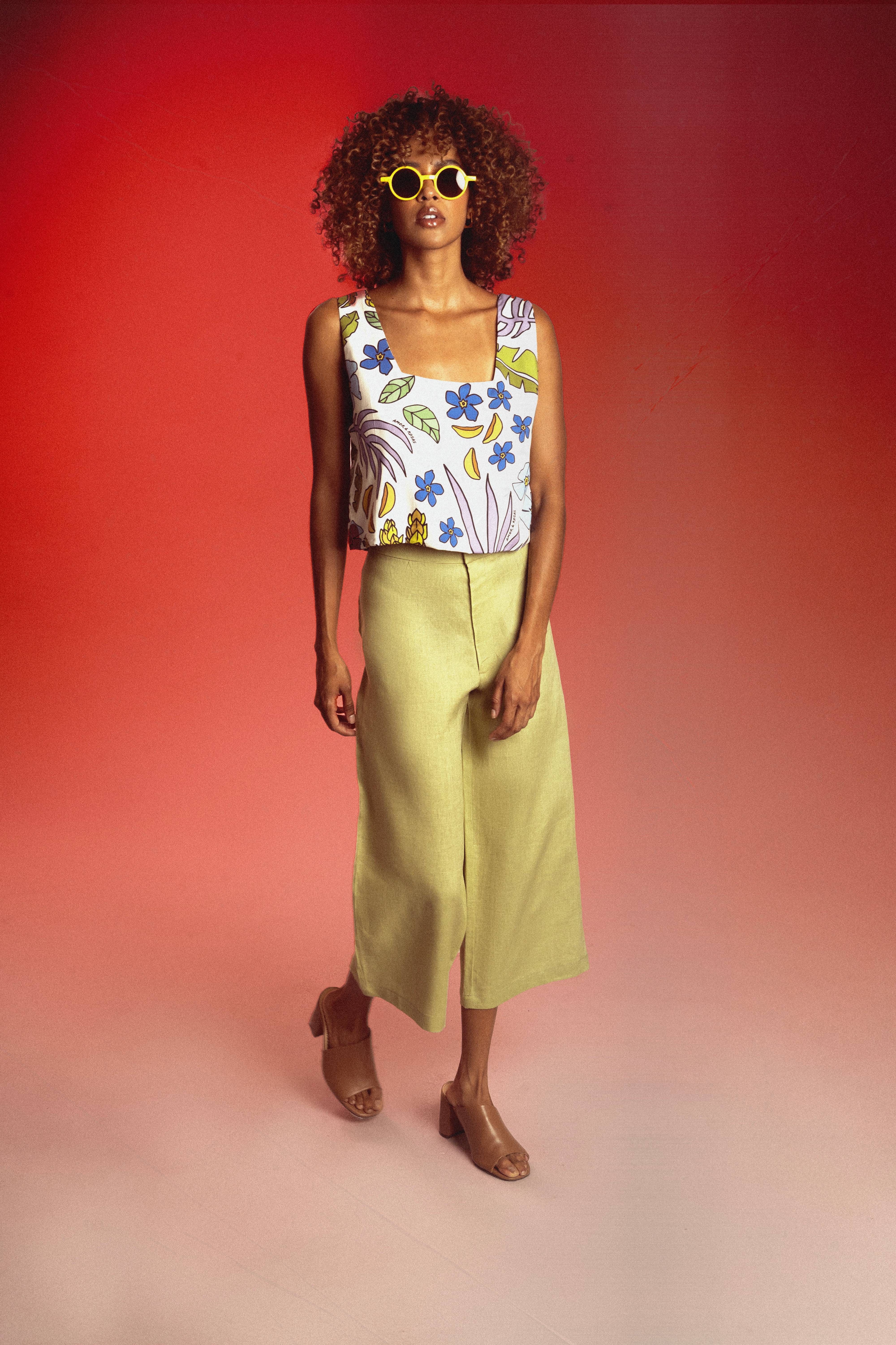 Blusa Estampada Cuadrada Tropical
