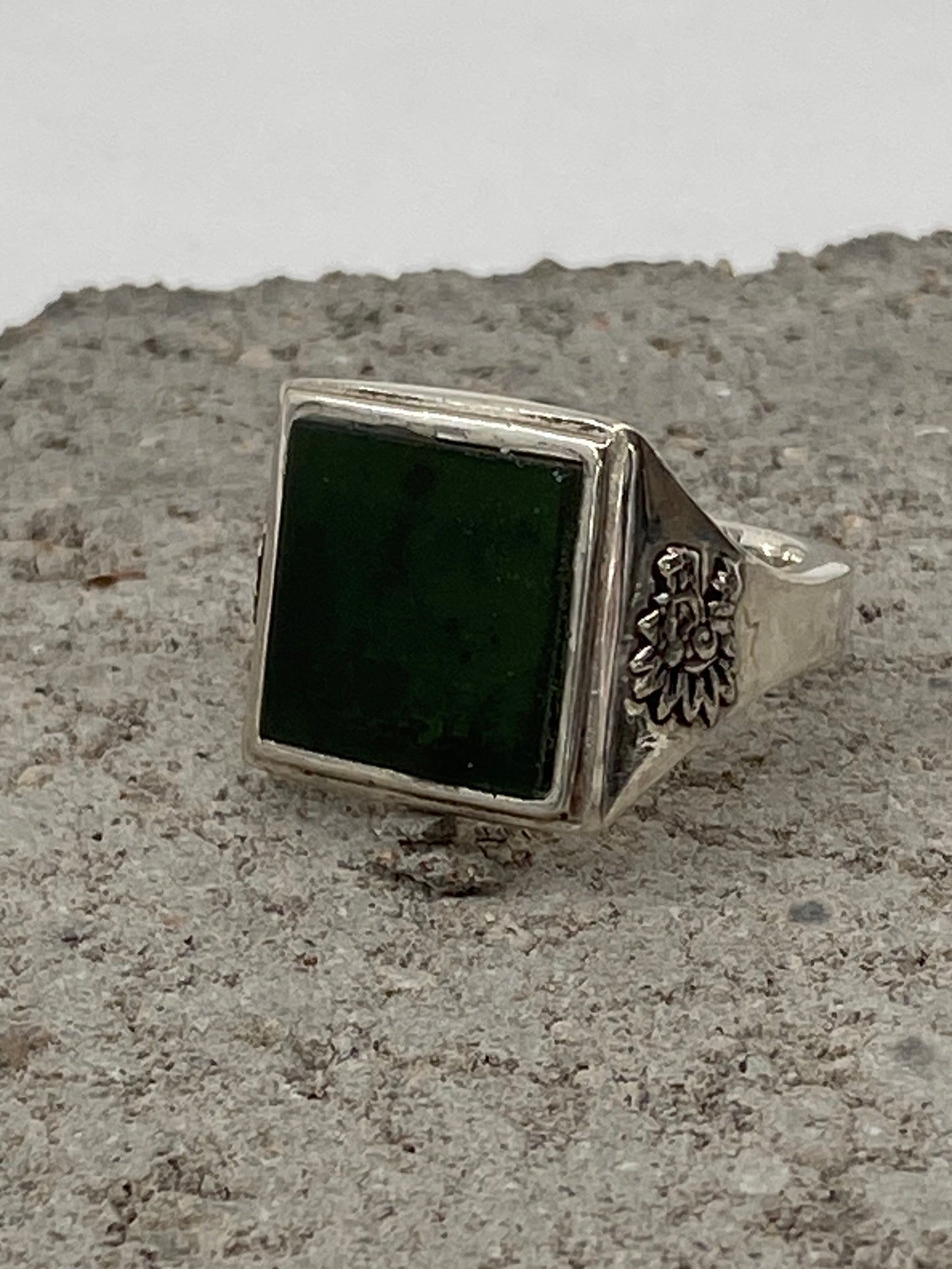 Joyeria Exist - Quetzalcóatl Square Ring Jade